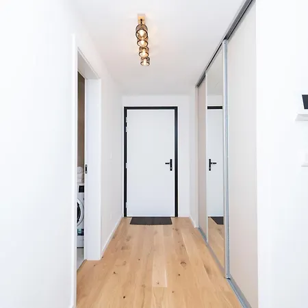 Zwirn & Urban Elegance Apartment Pressburg
